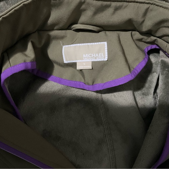 MICHAEL KORS WOMENS JACKET.COLOR OLIVE LIGHTWEIGHT - Picture 16 of 16